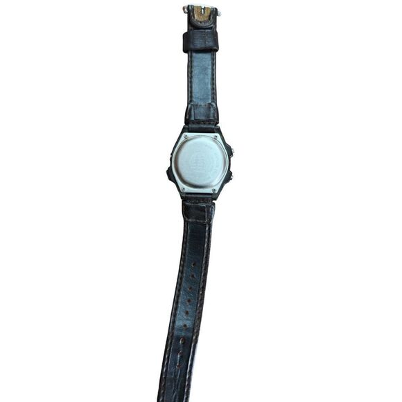 Vintage Men's Casio Forester watch - Picture 4 of 8